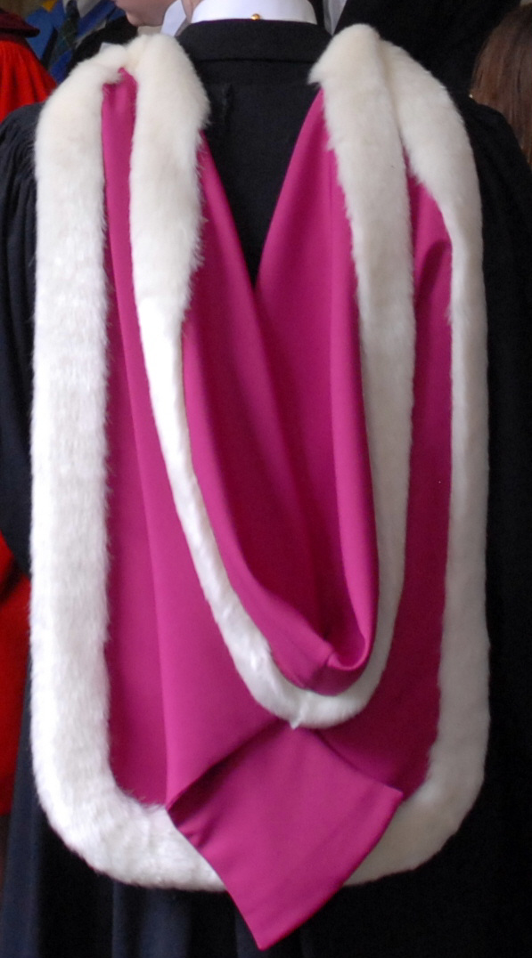 st andrews university gowns